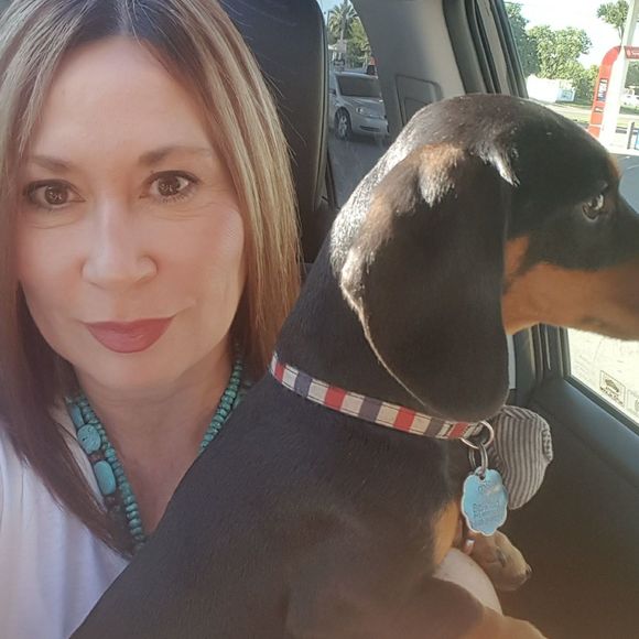 Meet your Posher, Joyce - Picture 1 of 1